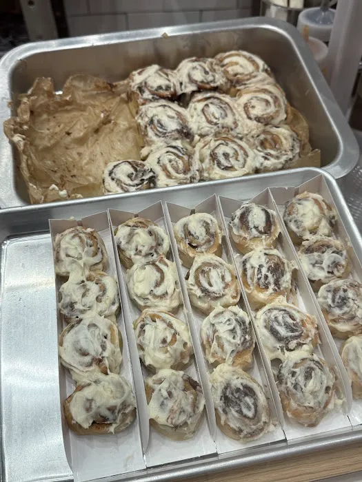 Cinnabon Picture 7