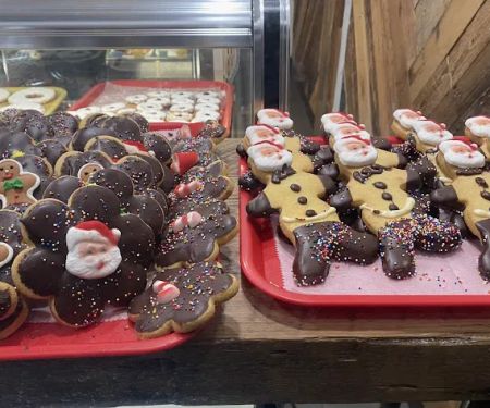 Andre's Hungarian Strudels and Pastries