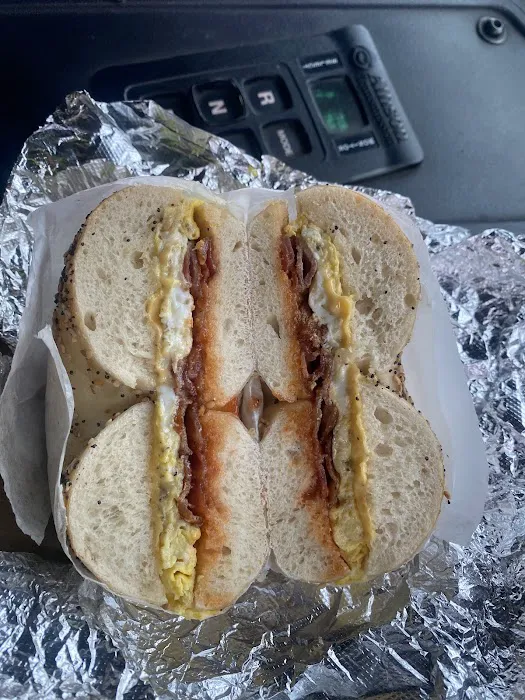 Bogaty Bagel and Coffee Shop Picture 4