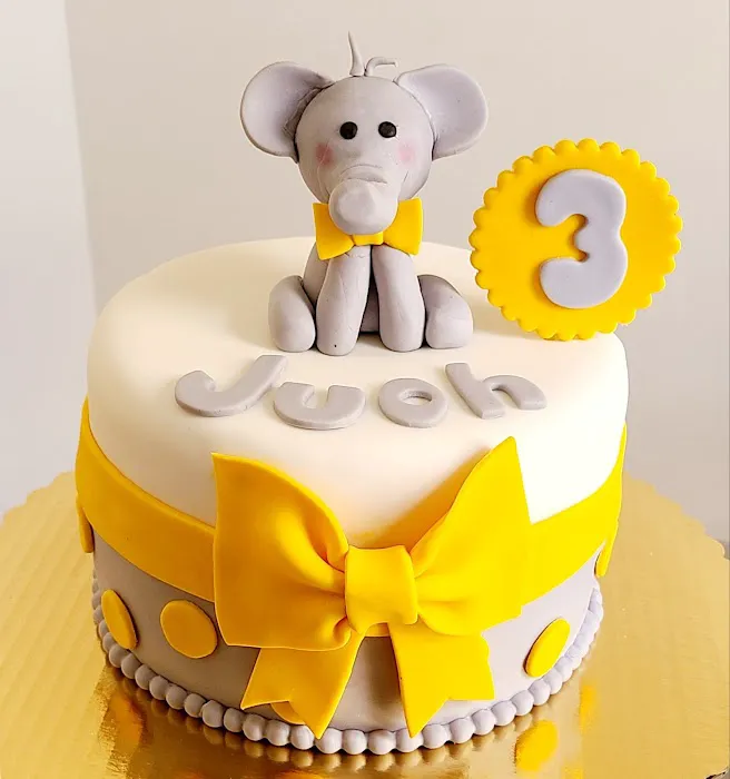 Sweet Kandy's Cakes Picture 2