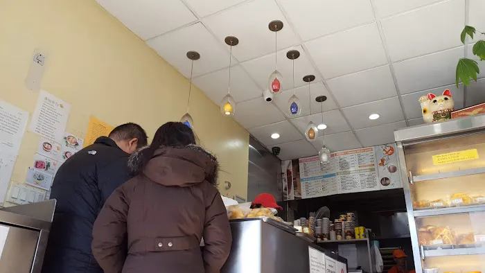Lucky II Bakery Picture 6