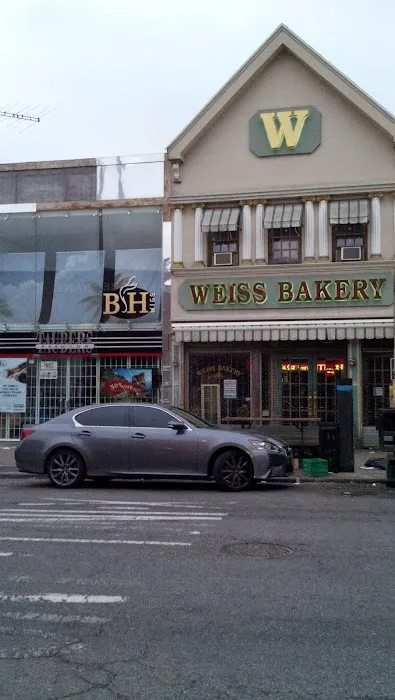 Weiss Kosher Bakery Picture 3
