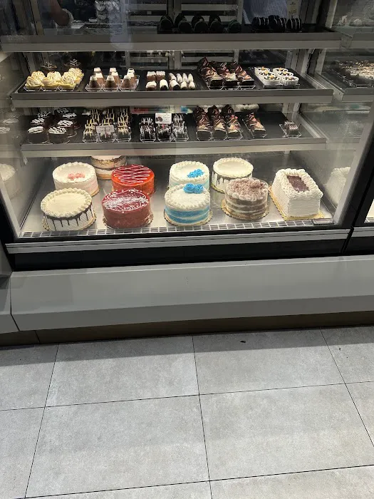 Weiss Kosher Bakery Picture 5