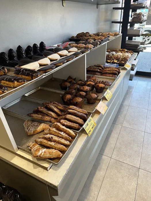 Weiss Kosher Bakery Picture 4