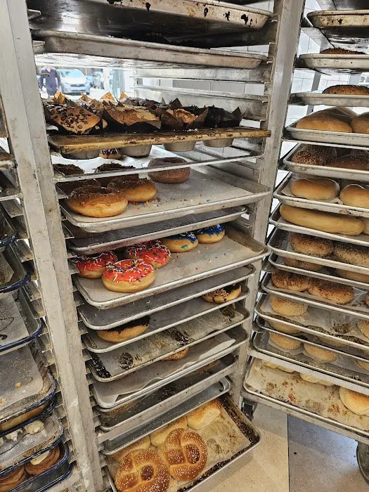 Sesame - Boro Park Picture 4