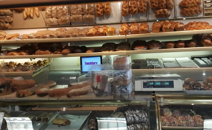 Strauss Bakery Picture 1