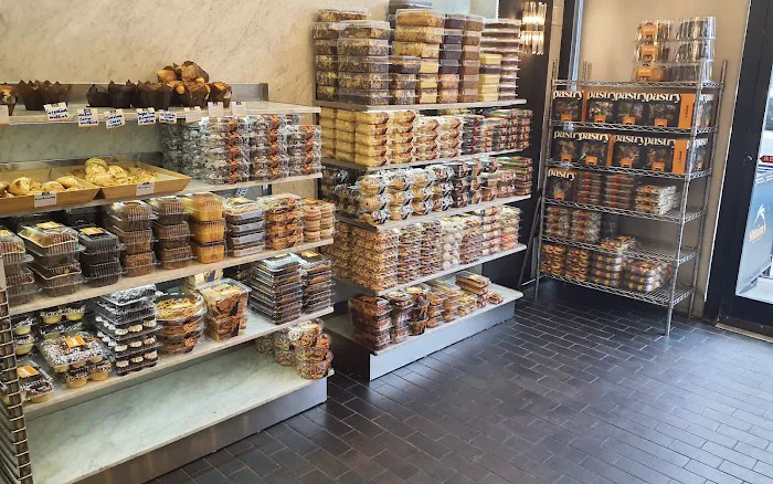 Shloimy's Bake Shoppe Picture 1