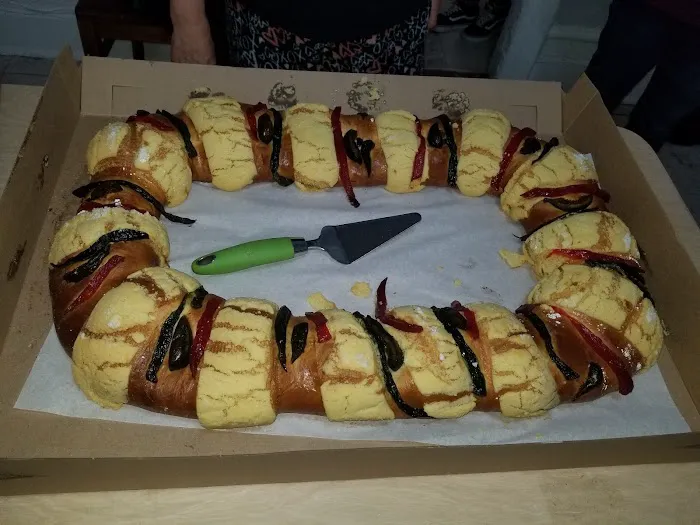 MJP Deli & Grocery Bakery Picture 9