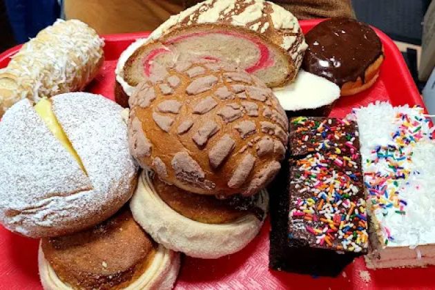 La Nueva Union Bakery