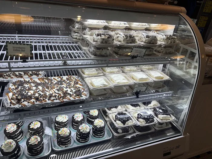 Magnolia Bakery - Rockefeller Center Picture 2