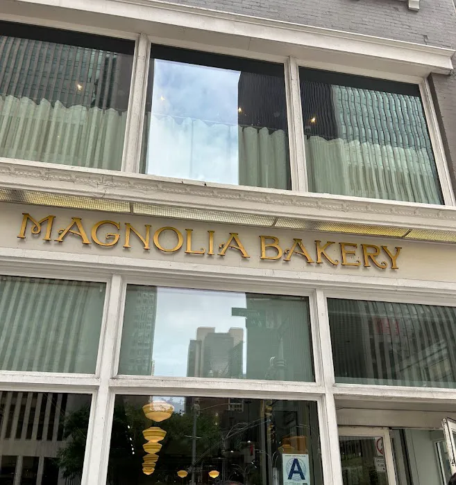 Magnolia Bakery - Rockefeller Center Picture 6