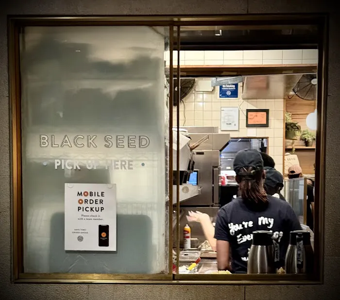 Black Seed Bagels Picture 9