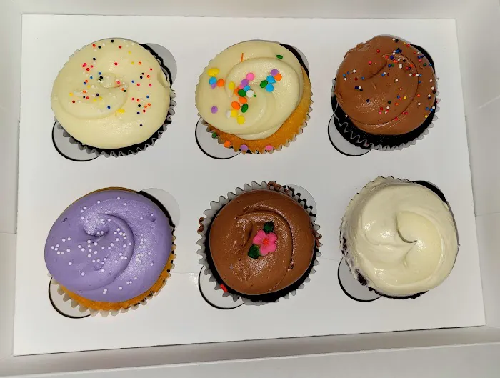 Magnolia Bakery (Bloomingdale's 3rd Ave) - New York, NY Picture 5