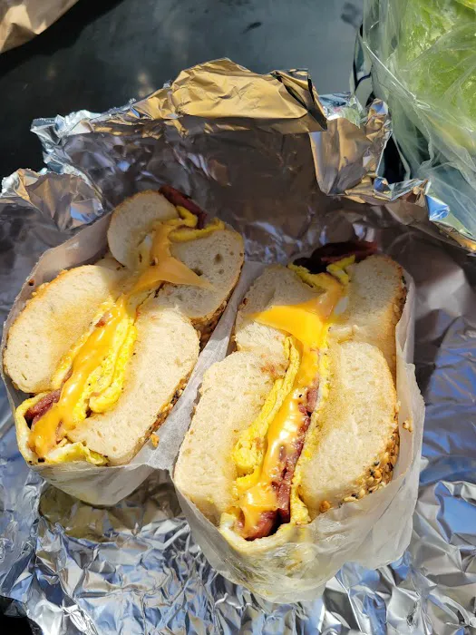 SUNSET BAGELS CAFE Picture 5
