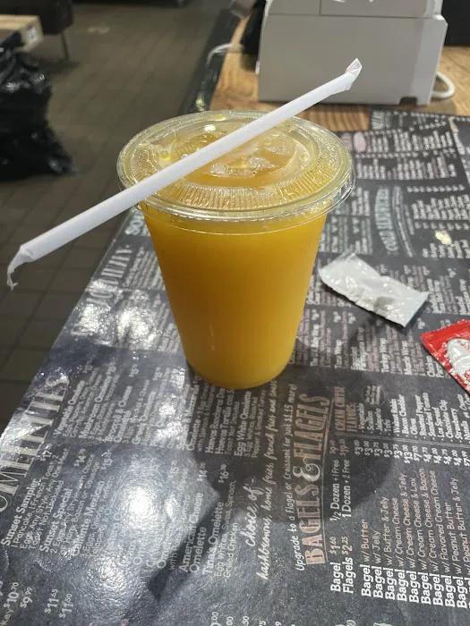 SUNSET BAGELS CAFE Picture 8