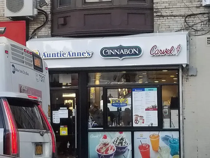 Cinnabon Picture 5