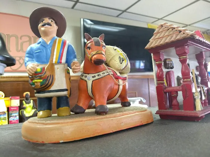 La Bonanza Bakery Picture 1