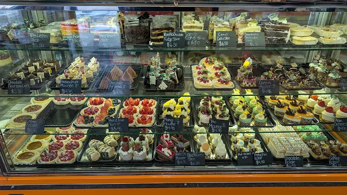 Framboise Patisserie Picture 2