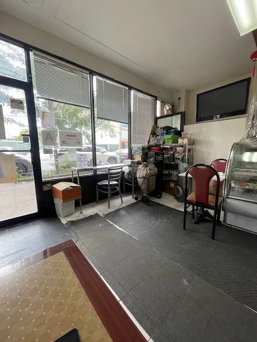 Y & Y Bakery Inc Picture 3