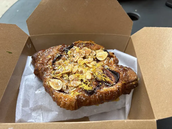 Radio Bakery Picture 2