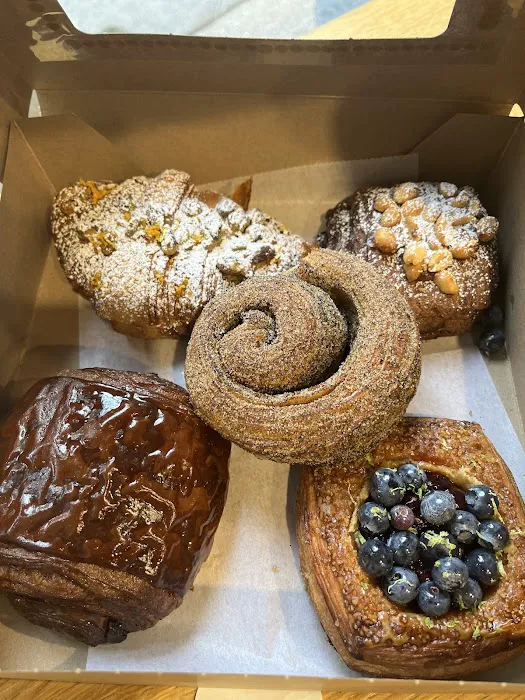 Radio Bakery Picture 8