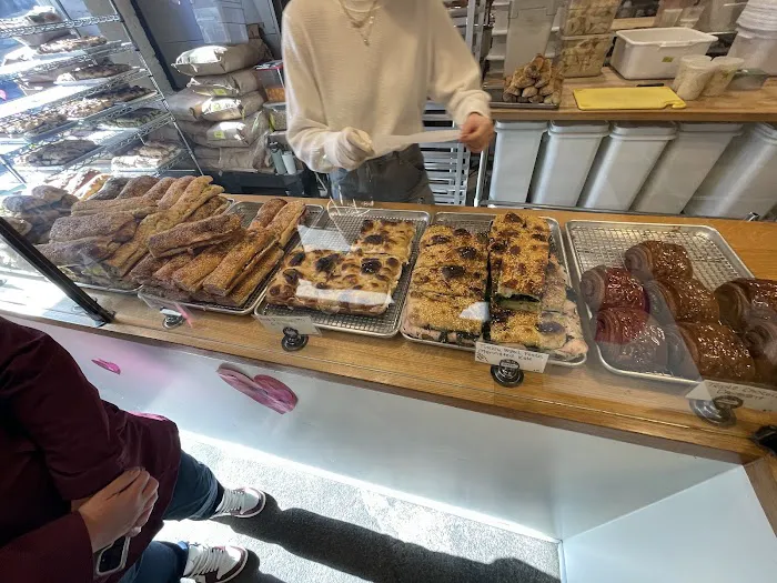 Radio Bakery Picture 9