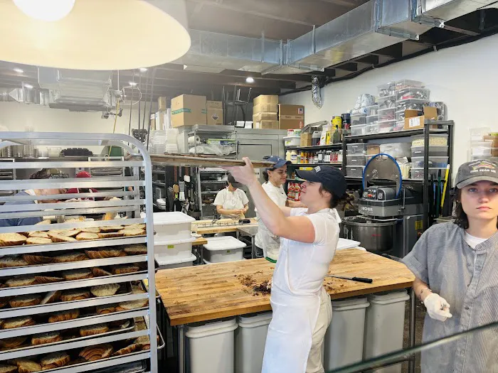 Radio Bakery Picture 7