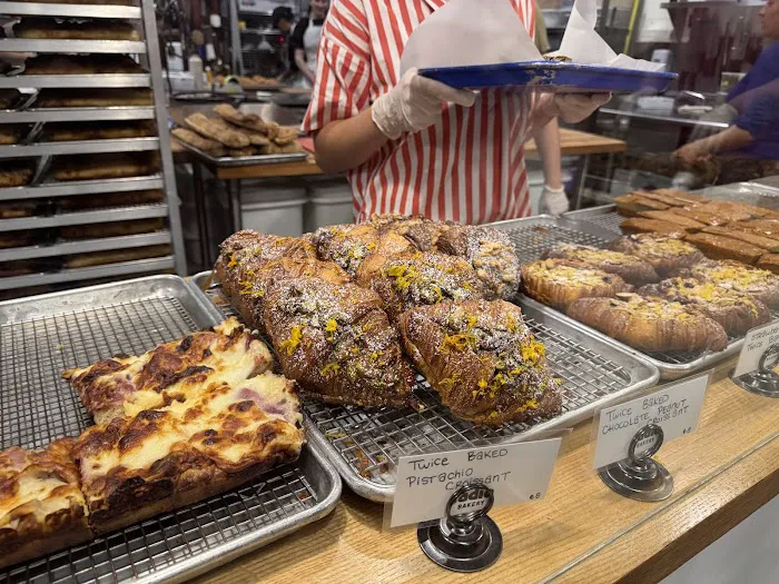 Radio Bakery Picture 6