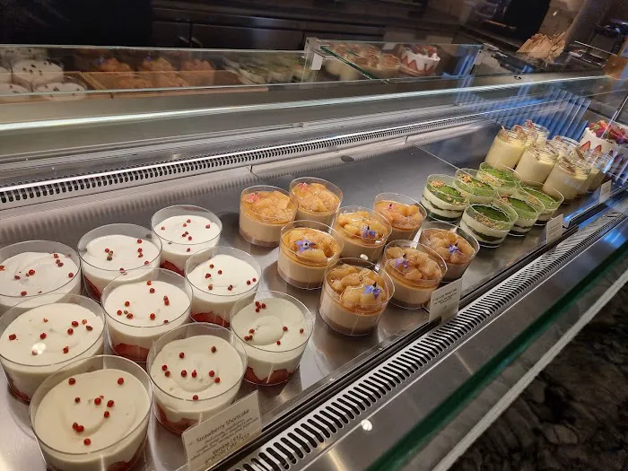 Patisserie Fouet Picture 4