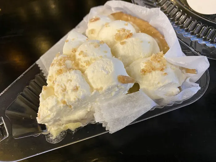 Petee’s Pie Company at Gotham West Market Picture 2