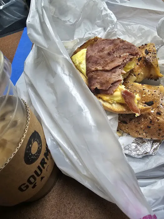 Gourmet Bagel Picture 7