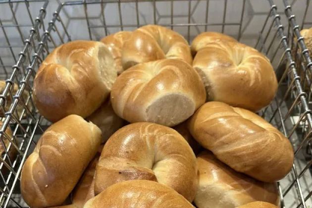 B&B BAGELS