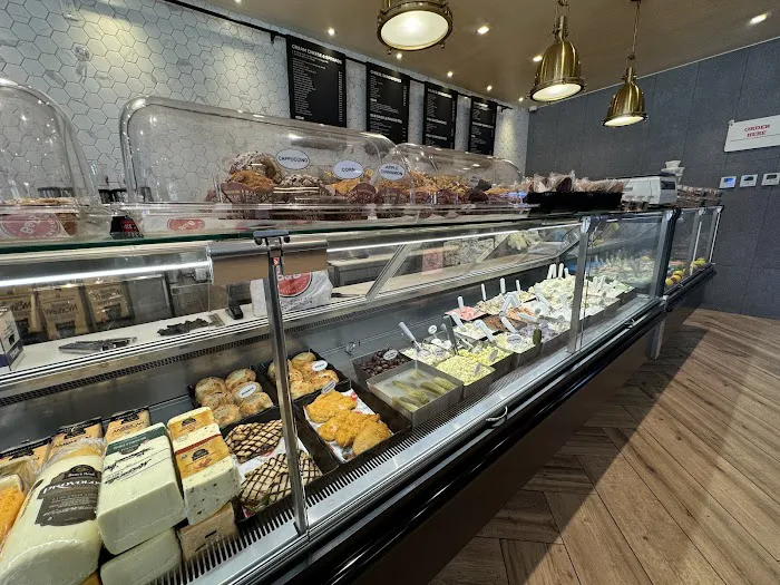 B&B BAGELS Picture 6