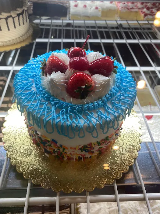 El Cafetal Bakery Picture 4
