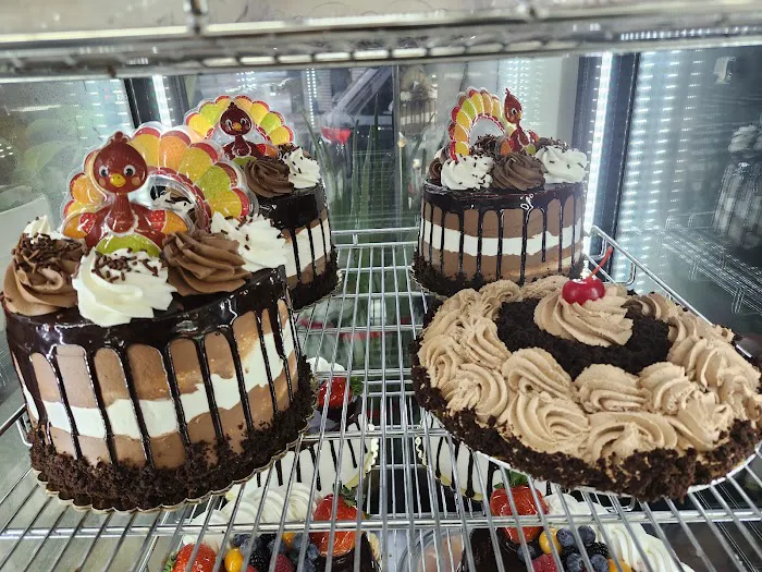 Delightful Bakery & Cafe Picture 5