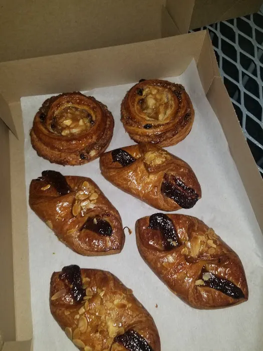 Pastries Unlimited Picture 3