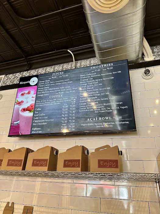 Maspeth Bagels & Sandwich Shop Picture 8
