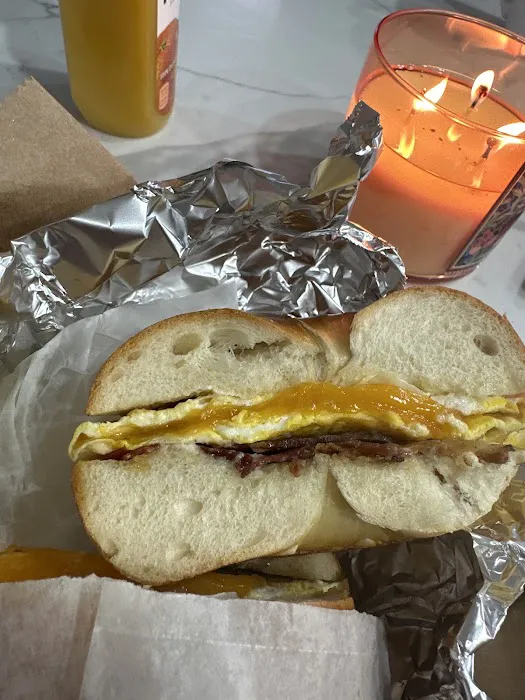 Beyond Bagels Picture 8