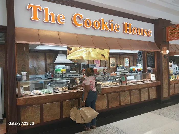 The Cookie House Picture 4