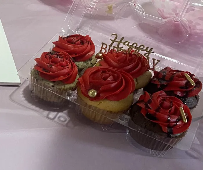 Bleu Royale Cakes Picture 5