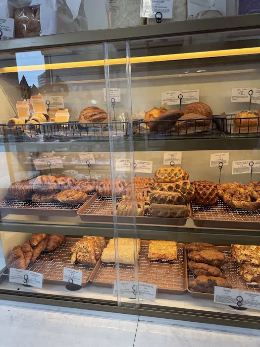 TOUS les JOURS cafe Picture 6