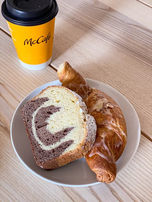 Bonelle Pastry Shop Picture 5