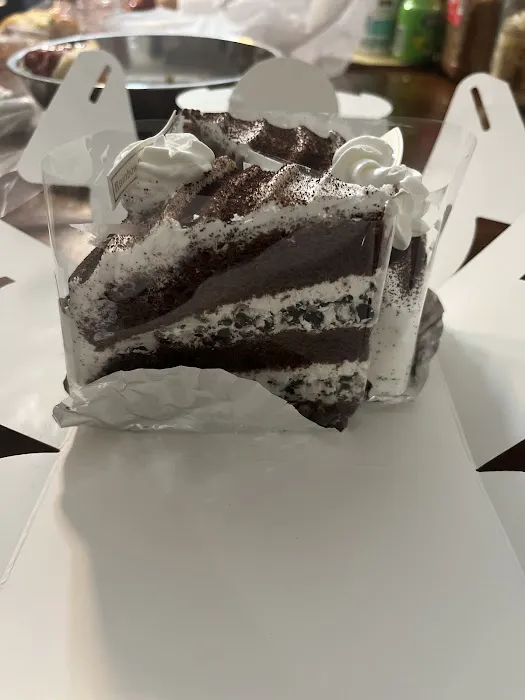 Rainbow Bakery & Cafe Picture 9