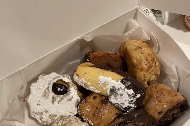 Andre's Hungarian Bakery