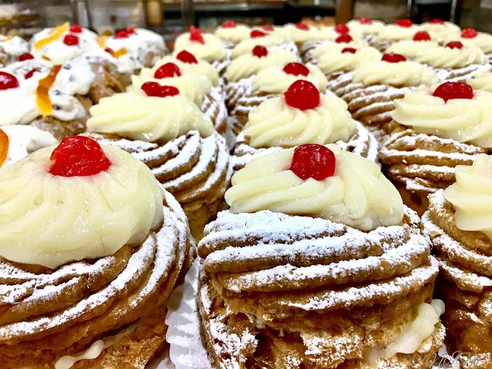 Cannoli Plus Picture 2