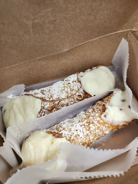 Cannoli Plus Picture 6