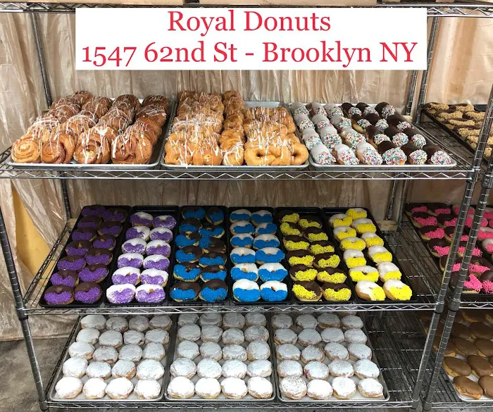 Royal Donuts Picture 7