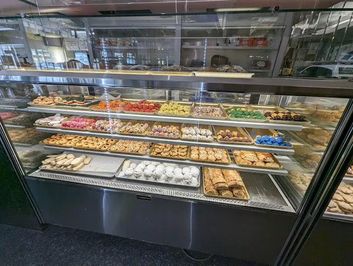 18th Avenue Bakery Picture 5