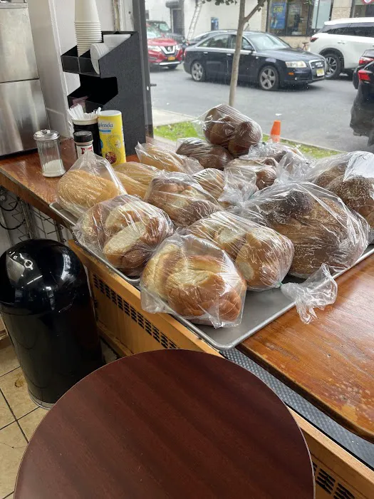 MEIR'S HEIMISHE BAKERY Picture 1