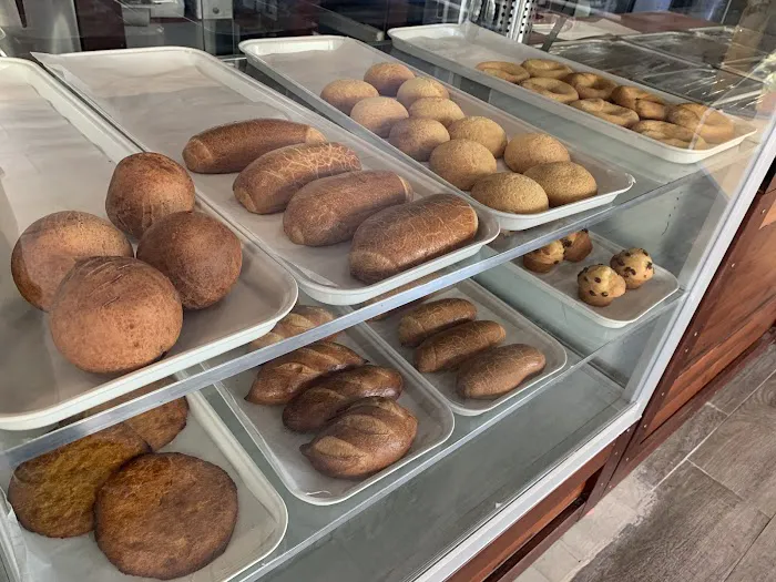 Don Dean Bakery Picture 3